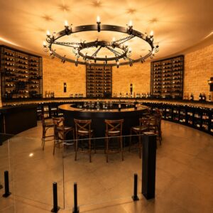 Blumendorf inaugura adega e loja de vinhos com mais de 150 rótulos de 11 países