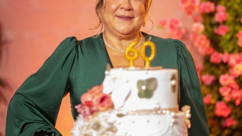 Adriane Brambilla Marcon celebra 60 anos em grande estilo em Canoas