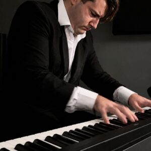 Hotel Swan Novo Hamburgo convida o público a sentir a música além das notas