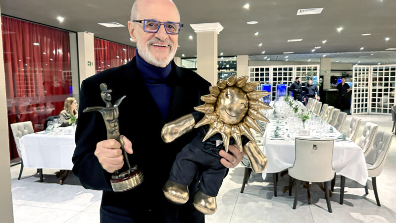 Noite de Láurea: Marcos Caruso recebe homenagem da Gramado Parks