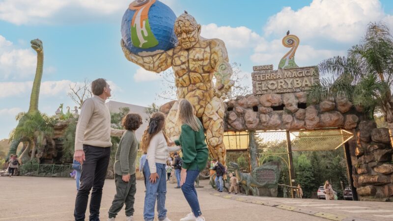 Parque Terra Mágica Florybal transforma Dia dos Pais em oportunidade de fazer o bem