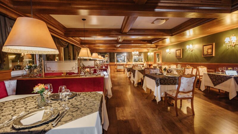 Restaurante do Ritta Höppner fica entre os 15 melhores do Brasil no Travellers’ Choice 2026
