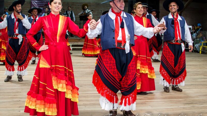 Shows e churrasco gratuito no Fort Atacadista