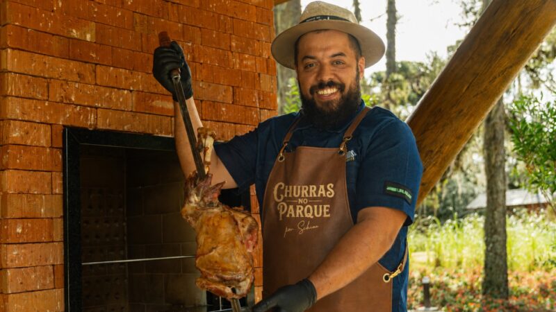 Parque do Caracol transforma churrasco autoral em experiência para eventos corporativos e intimistas na Serra Gaúcha