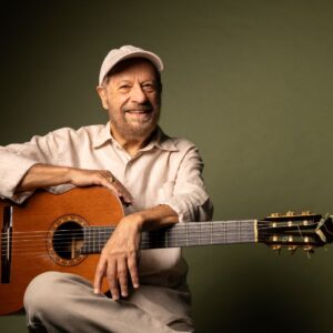João Bosco comemora 80 anos com show no Qualistage