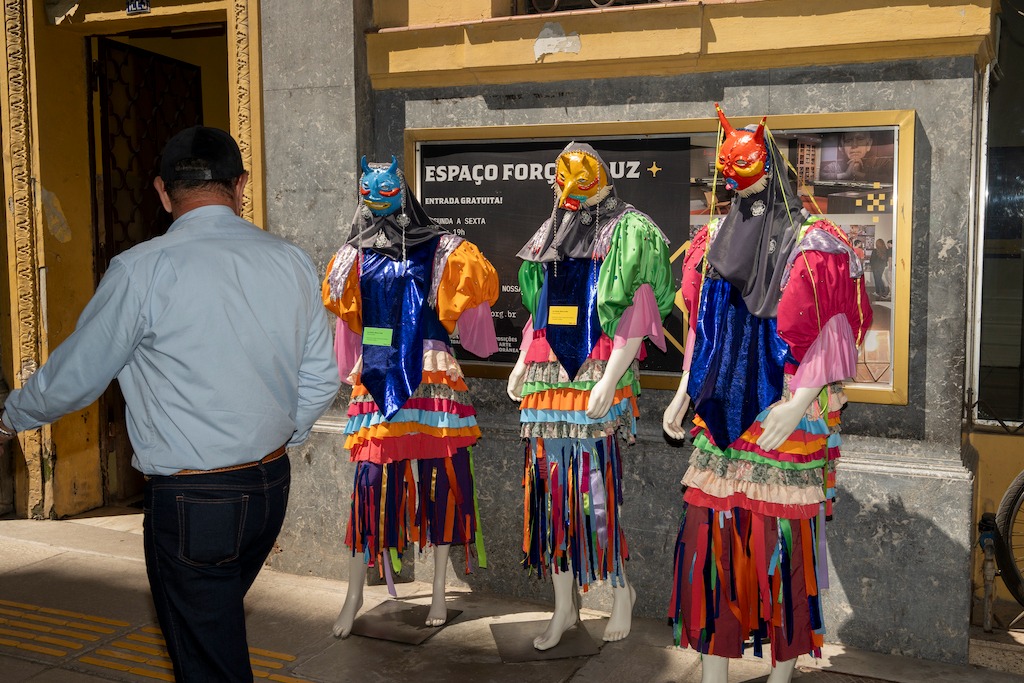 Panelinha de Arte Contemporânea incentiva criações colaborativas com prêmios de até R$ 2,1 mil para grupos artísticos