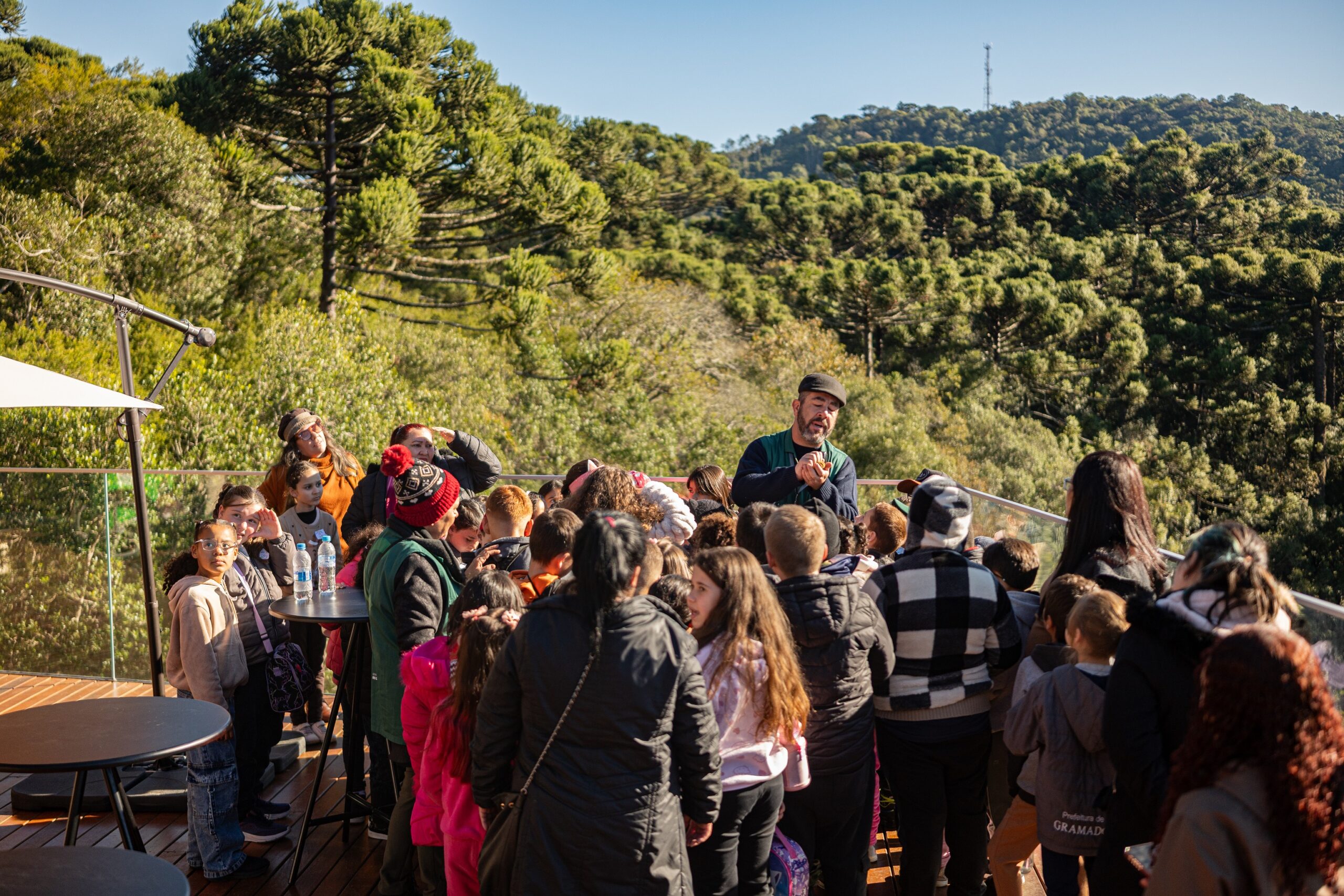 Grupo Iter, em conjunto com o Parque do Caracol, promove projeto Educa Caracol, que reúne diferentes gerações de alunos, do Ensino Fundamental à EJA