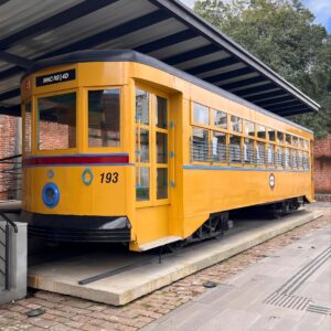MAC RS transforma bondes históricos em espaços de cultura e acessibilidade