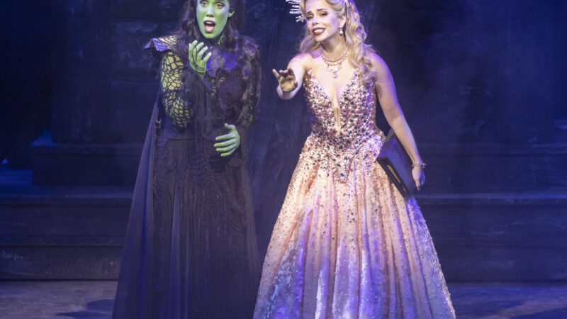 Wicked encerra temporada de sucesso com três meses de ingressos esgotados no Rio de Janeiro